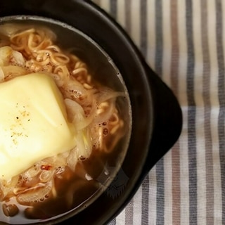 オニオングラタンスープ風チキンラーメン